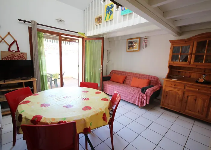 6 Couchages 3 Terrasse Ombragee Parking Dans Securisee Piscine Commune 400m De La Lrjp93 Villa