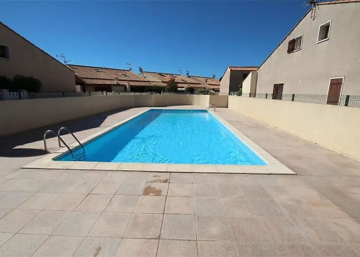 6 Couchages 3 Terrasse Ombragee Parking Dans Securisee Piscine Commune 400m De La Lrjp93 Portiragnes